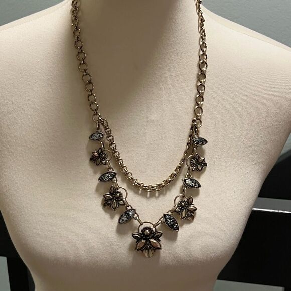 Elegant Gold and Black Floral Necklace #PDNK2 - Picture 6 of 7
